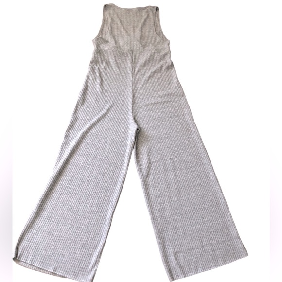 ZARA Trafaluc Grey Ribbed Ruffle Jumpsuit - Picture 3 of 9